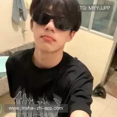 滕榕柱